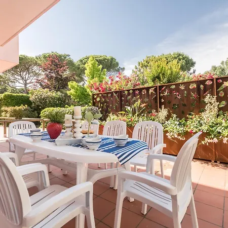 Costa Rica Eco Апарт-отель Бибионе